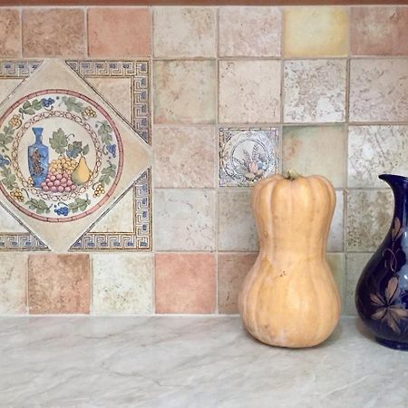 Irina'S Apartment Old Tbilisi Centr Mtatsminda المظهر الخارجي الصورة
