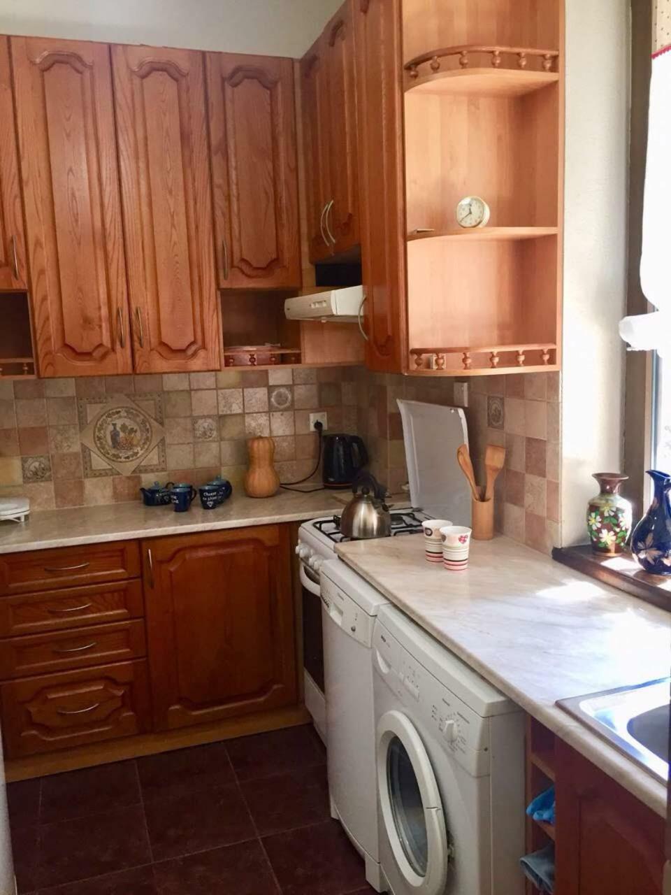 Irina'S Apartment Old Tbilisi Centr Mtatsminda المظهر الخارجي الصورة